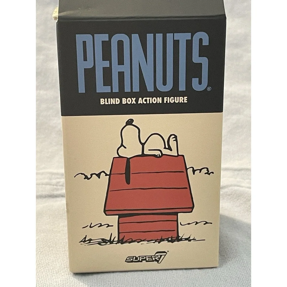 NEW Super7 Peanuts ReAction Action Figure Blind Box - Lumberjack Snoopy